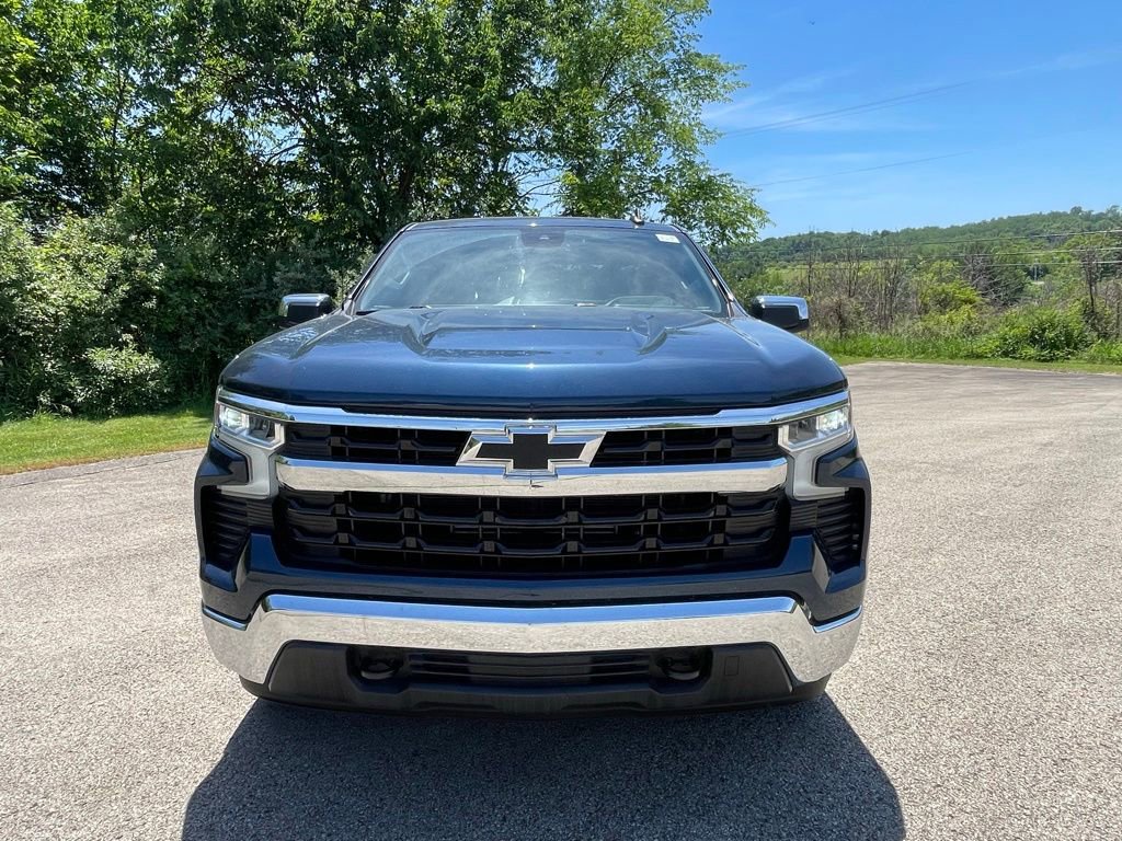 Used 2022 Chevrolet Silverado 1500 LT w/ Protection Package AWD/4WD image 8