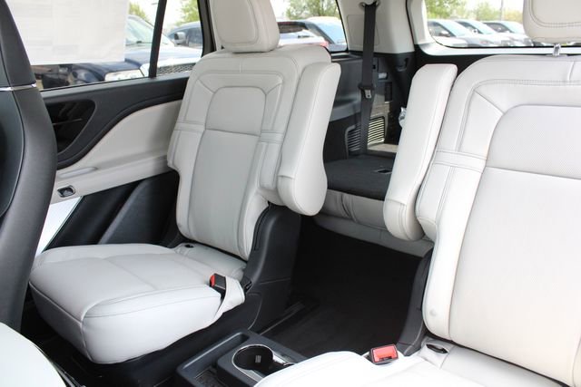 New 2026 Lincoln Aviator Reserve AWD/4WD image 50
