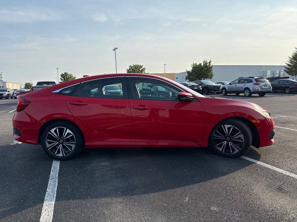 Used 2017 Honda Civic EX-T image 7