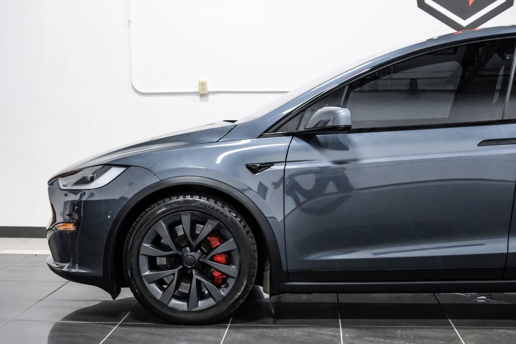 Used 2023 Tesla Model X Plaid image 14