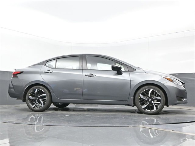 New 2025 Nissan Versa SR w/ Trunk Package image 26