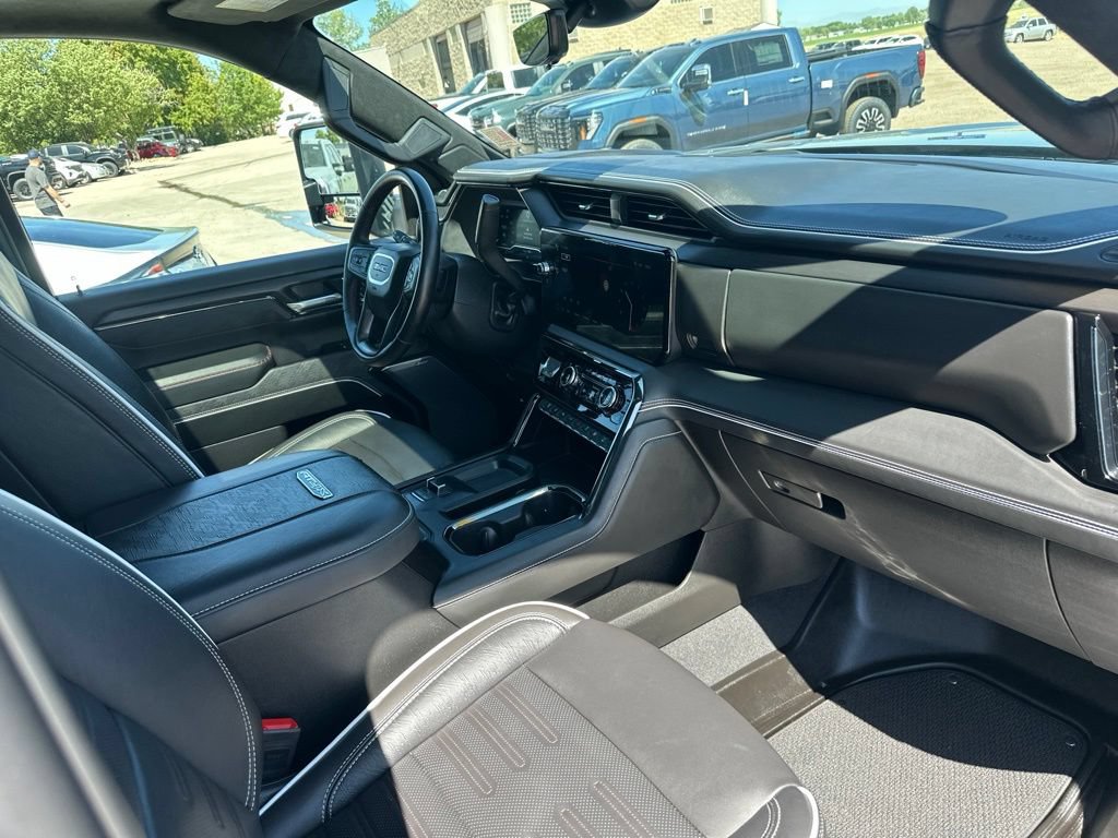 Certified 2025 GMC Sierra 2500 AT4X AWD/4WD image 29