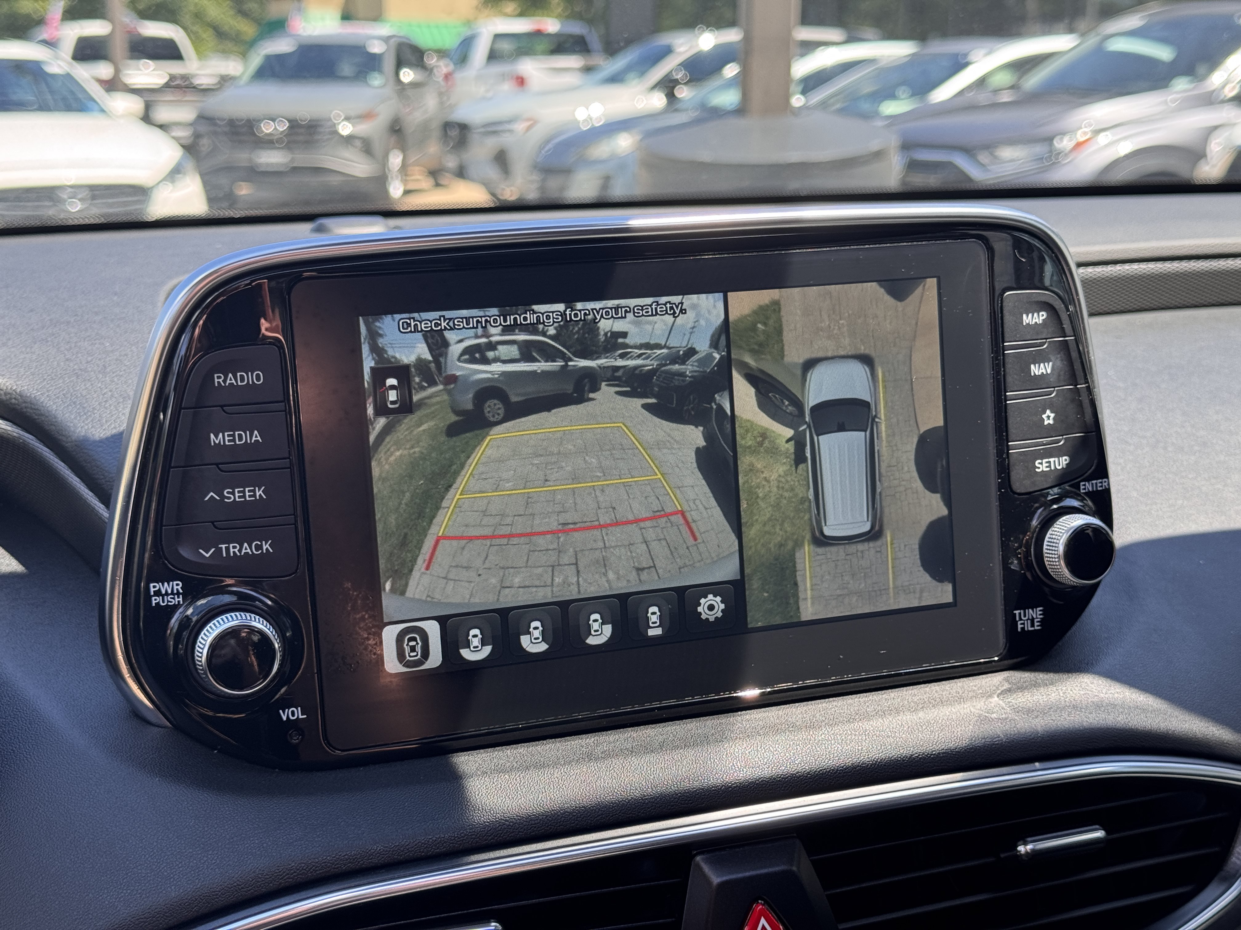 Used 2019 Hyundai Santa Fe AWD image 27