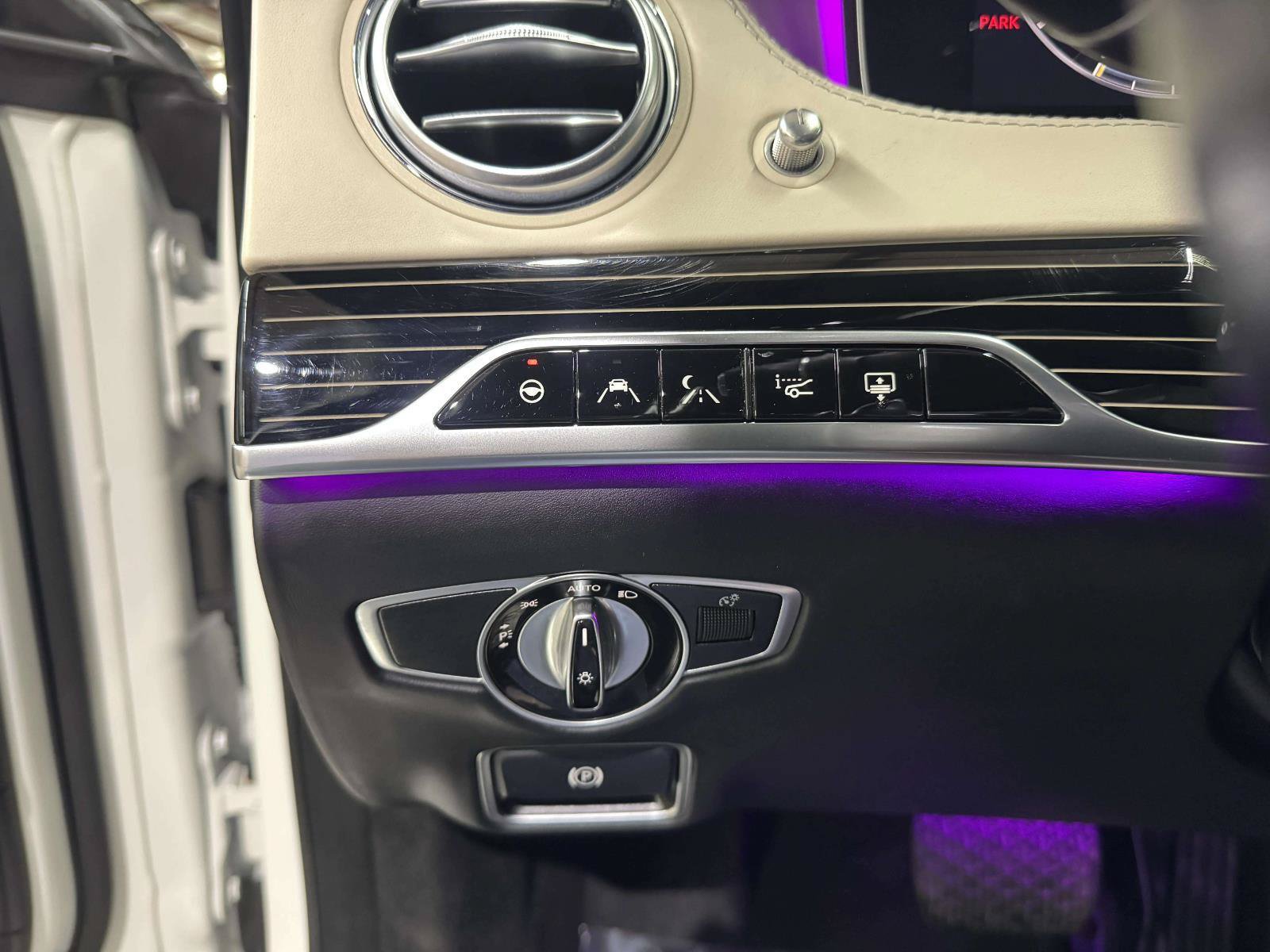 Used 2019 Mercedes-Benz Maybach S 560 4MATIC image 30