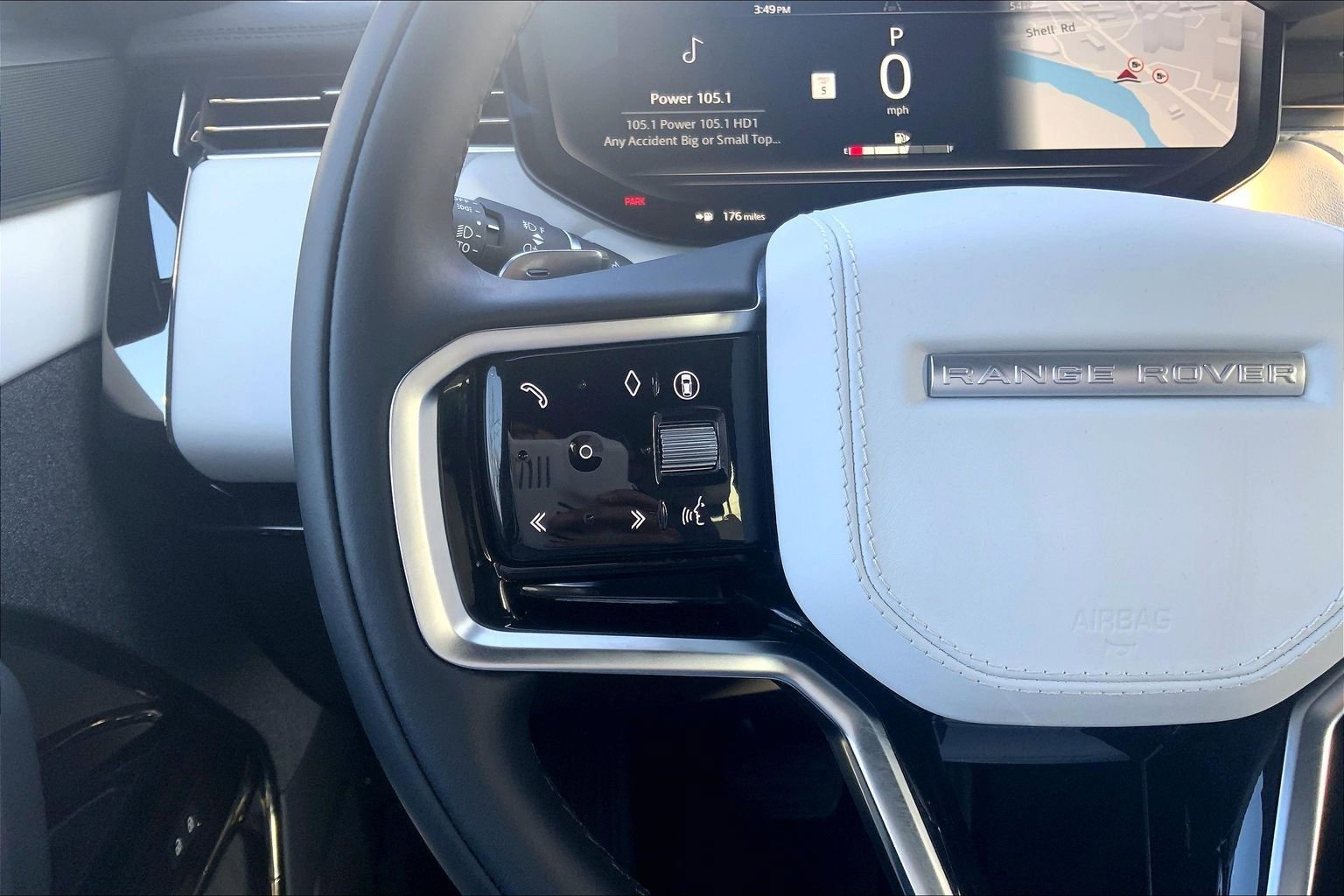 Used 2025 Land Rover Range Rover Sport S image 23