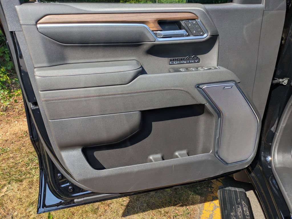 New 2026 Chevrolet Silverado 1500 High Country AWD/4WD image 8