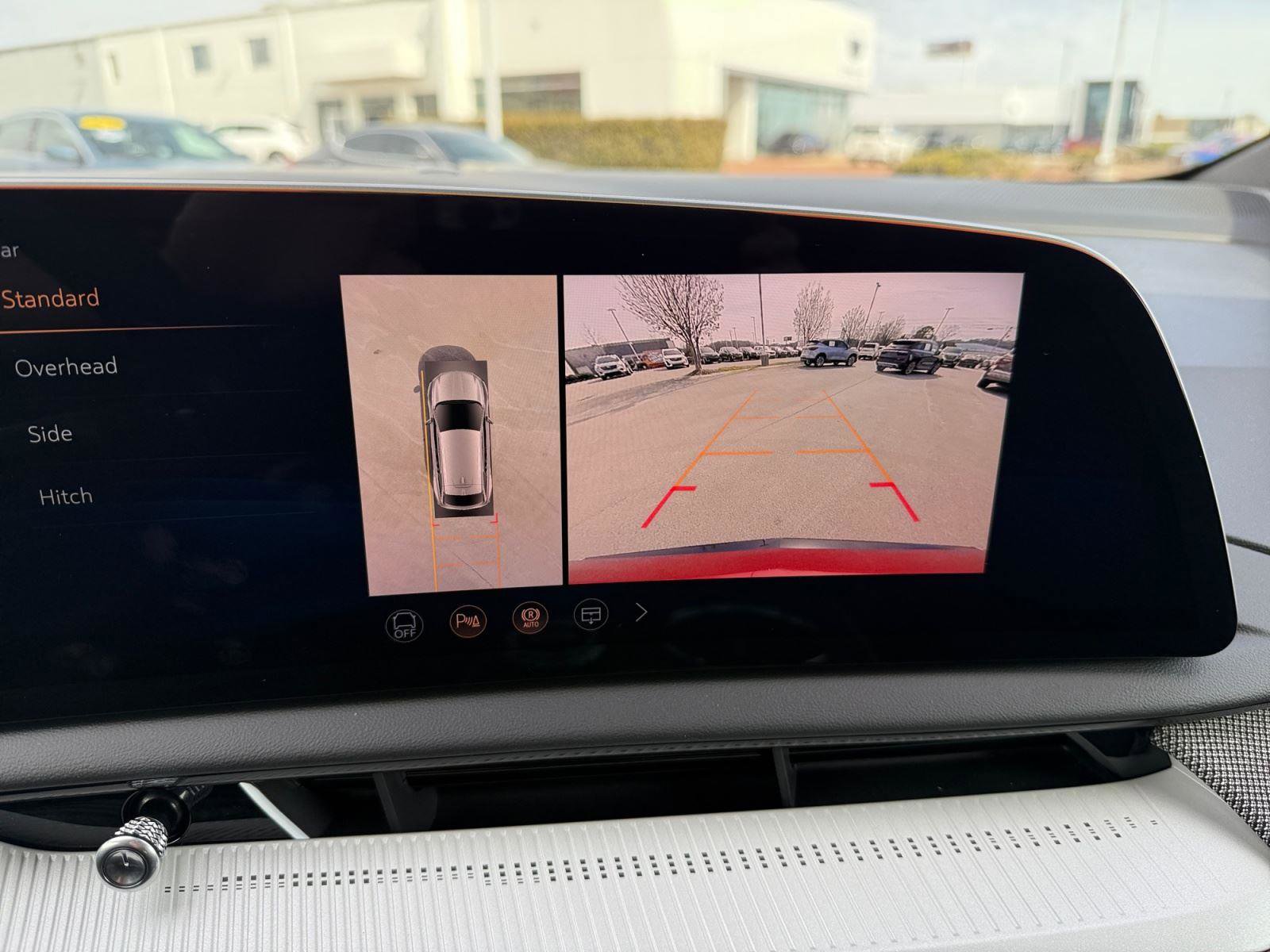 New 2026 Cadillac Optiq Luxury 1 image 24