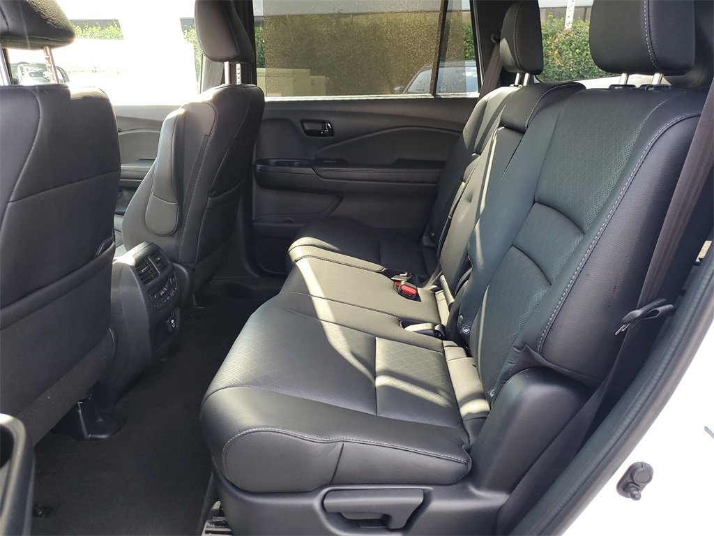 Certified 2023 Honda Passport Elite image 16