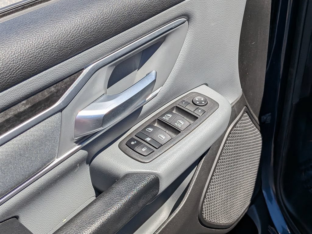 Used 2022 RAM 1500 Big Horn AWD/4WD image 16