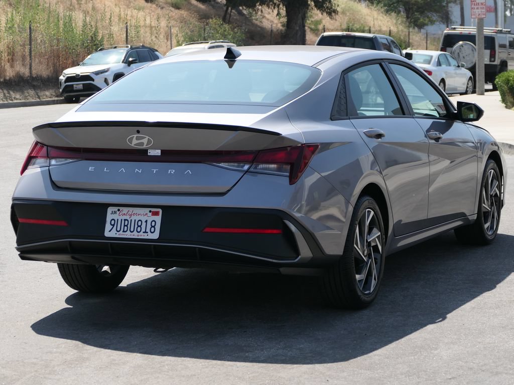 Certified 2025 Hyundai Elantra Sport w/ Cargo Package FWD image 2