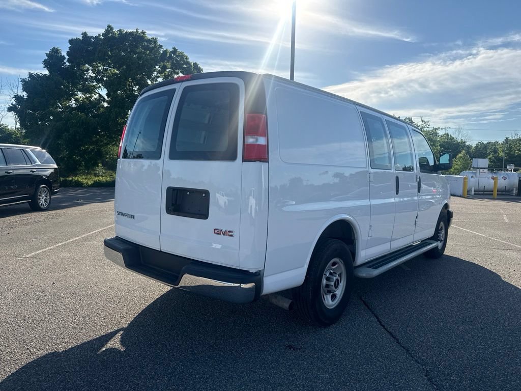 Used 2024 GMC Savana 2500 w/ Driver Convenience Package RWD image 9