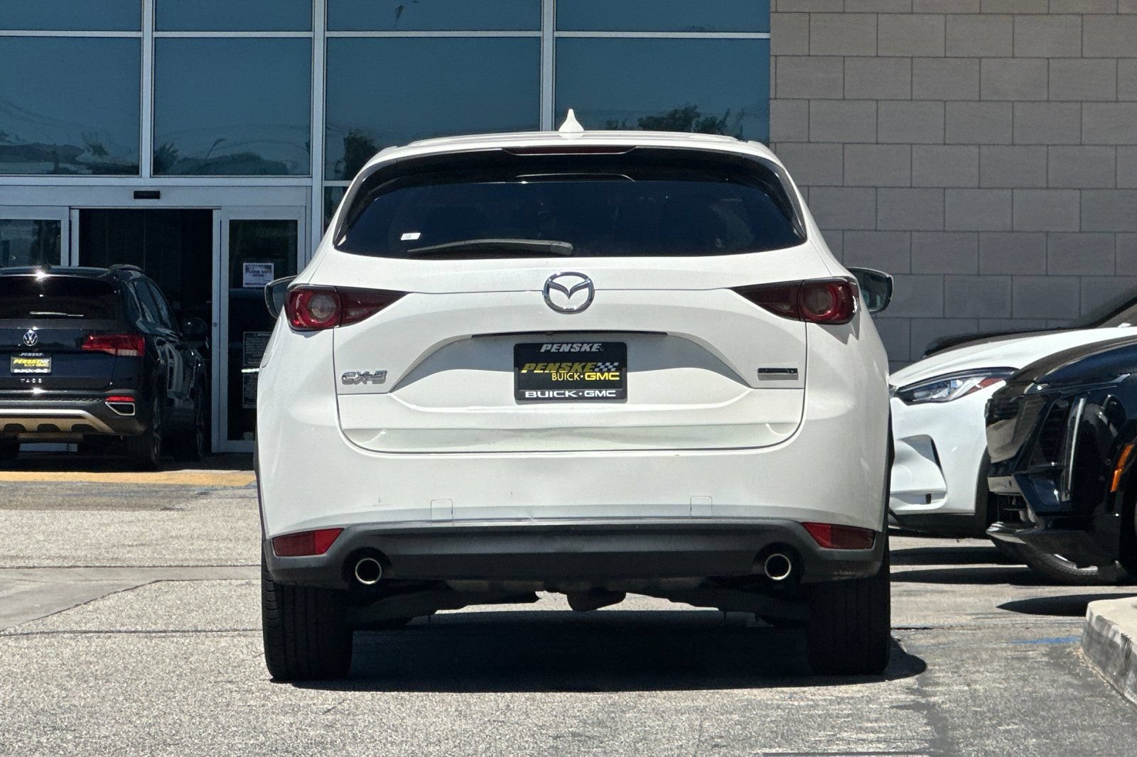 Used 2020 MAZDA CX-5 Touring FWD image 5