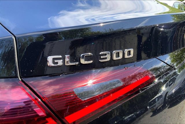 Certified 2025 Mercedes-Benz GLC 300 4MATIC image 8