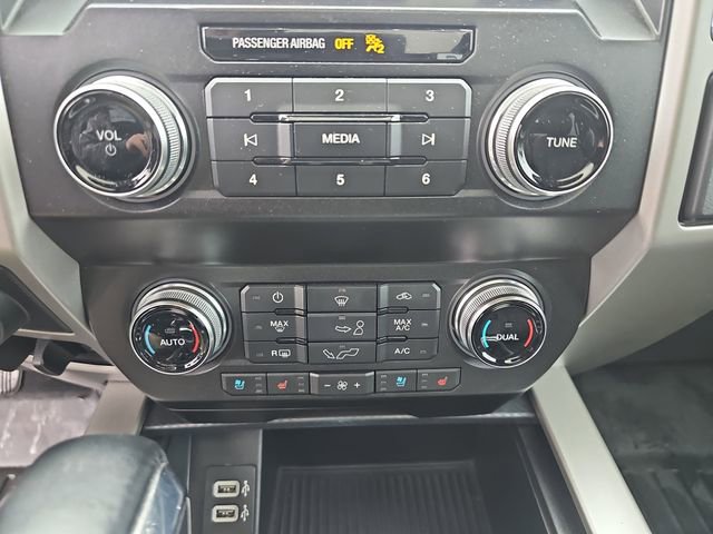 Used 2020 Ford F150 Lariat w/ Equipment Group 502A Luxury image 28