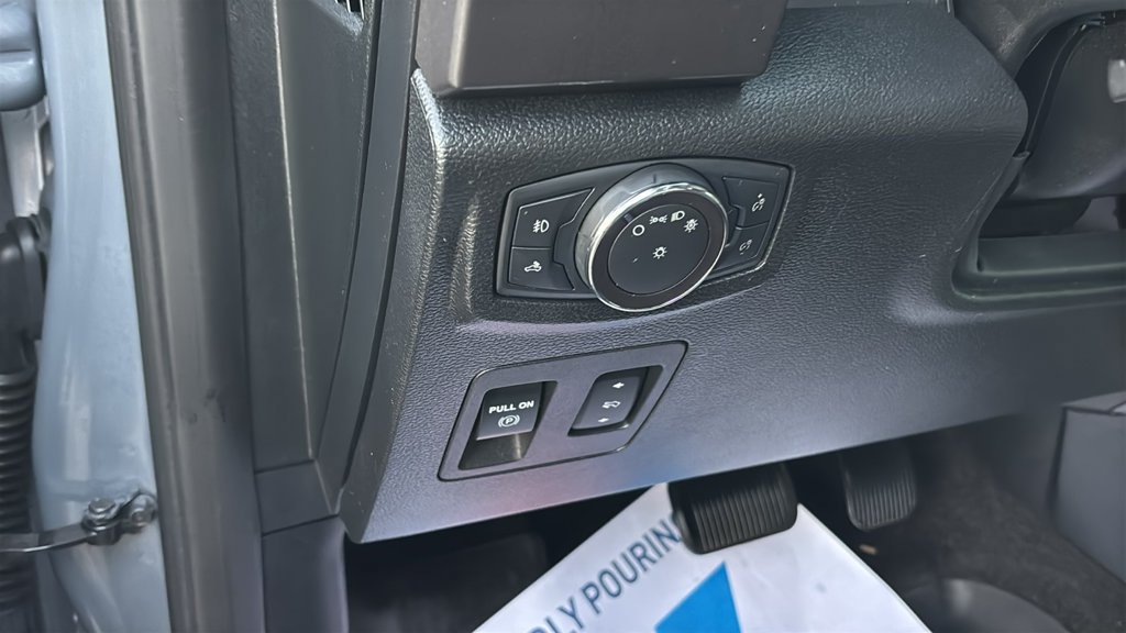 Used 2019 Ford F150 XLT w/ Equipment Group 302A Luxury AWD/4WD image 12