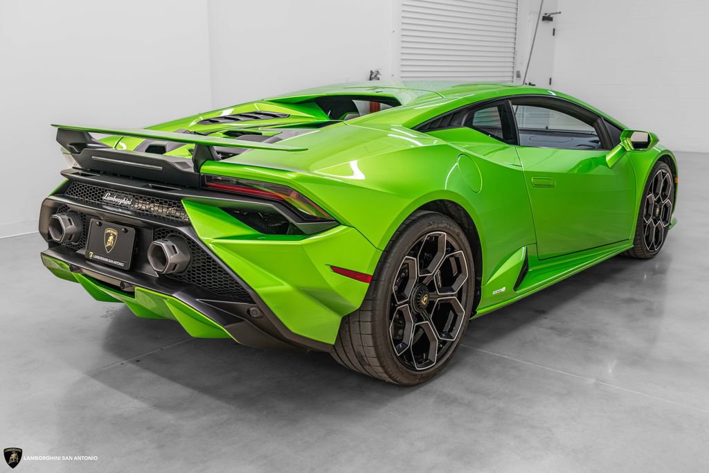 Used 2024 Lamborghini Huracan Tecnica RWD image 20