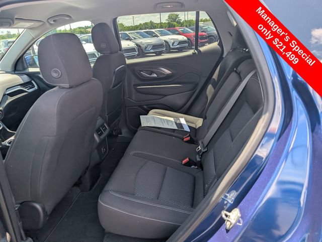 Used 2022 GMC Terrain SLE w/ Driver Convenience Package FWD image 10