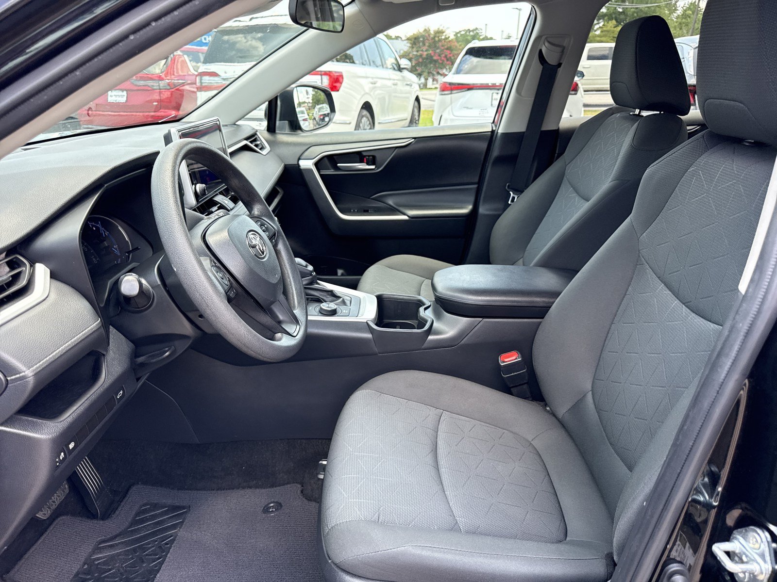 Used 2023 Toyota RAV4 XLE w/ Convenience Package AWD/4WD image 11