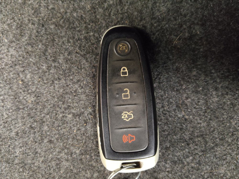Used 2018 Ford Taurus SEL w/ Equipment Group 201A FWD image 32