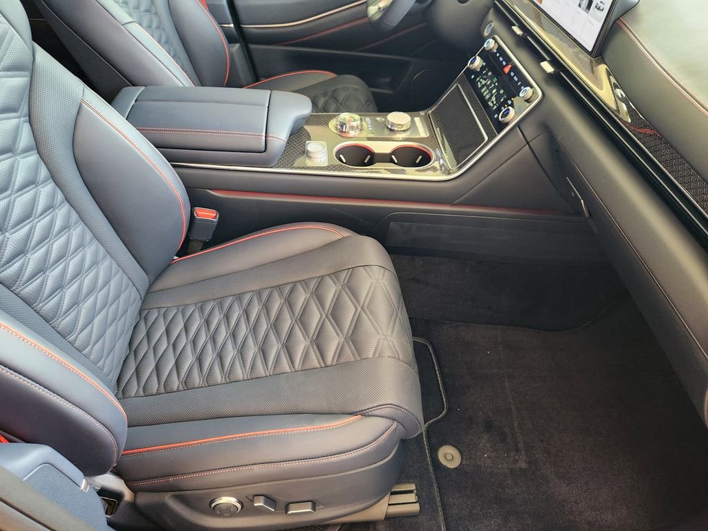 New 2026 Genesis GV80 3.5T e-SC AWD/4WD image 10