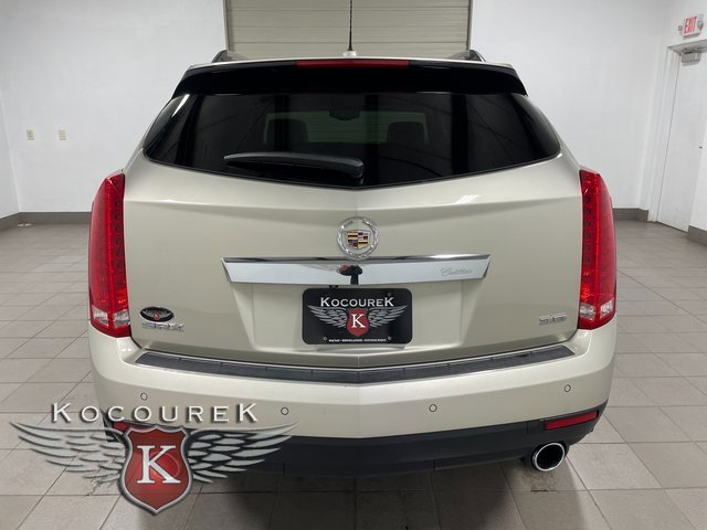 Used 2015 Cadillac SRX Luxury w/ Driver Awareness Package image 5