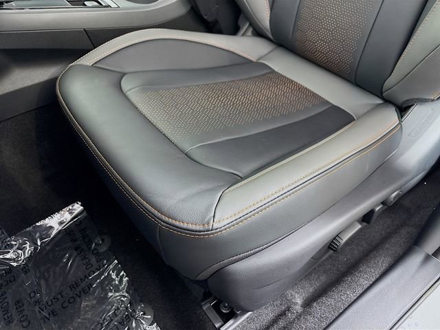 New 2026 Subaru Crosstrek 2.5i Limited w/ Crosstrek Mirror Package image 18