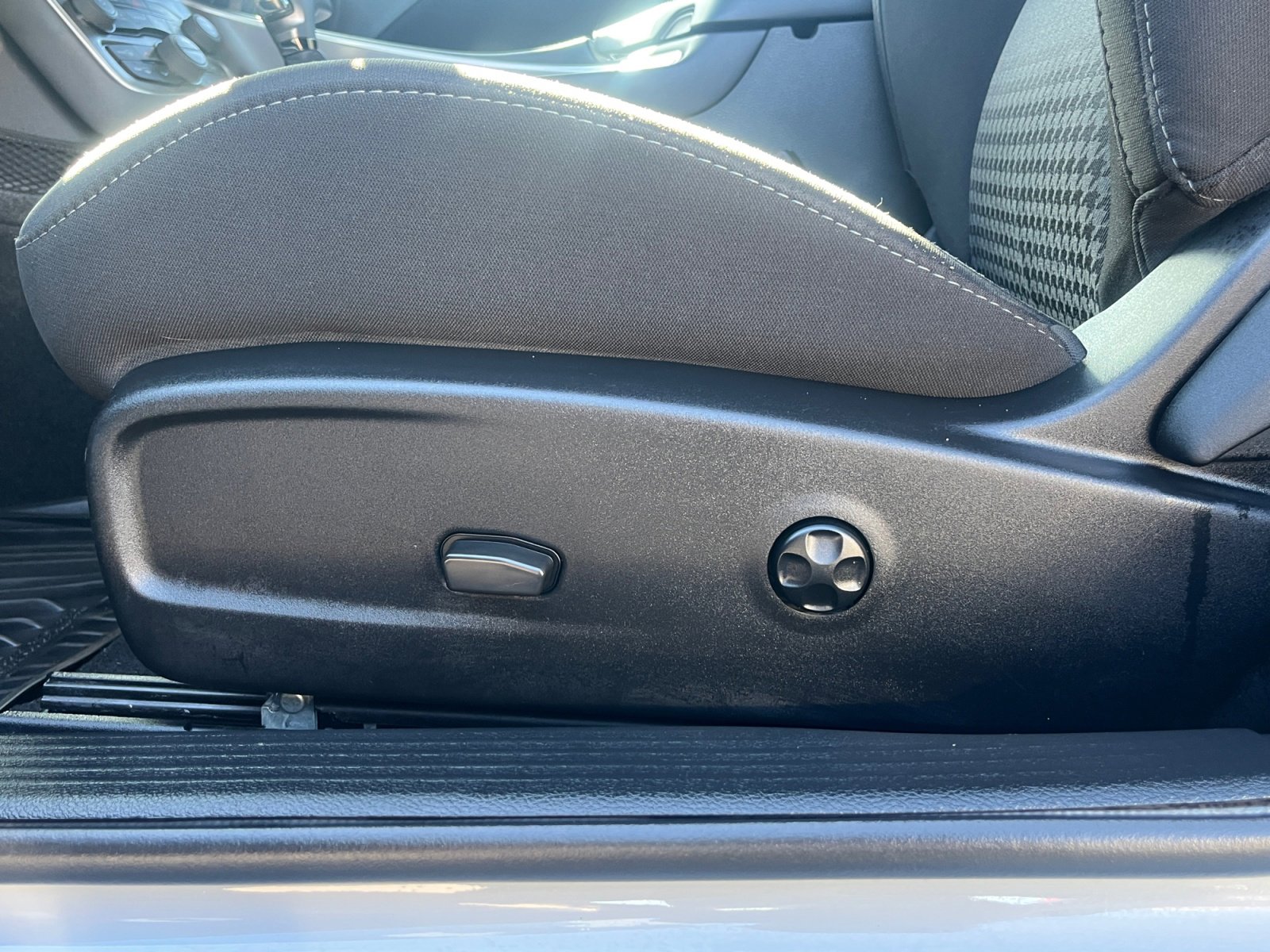 Used 2021 Dodge Challenger R/T Scat Pack w/ Driver Convenience Group image 15