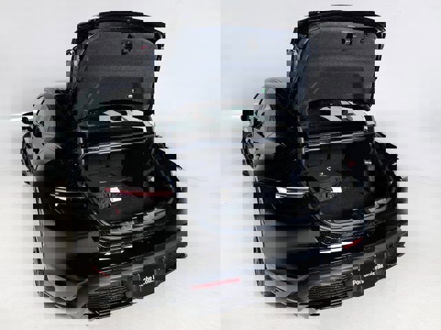 New 2026 Porsche Taycan GTS image 34