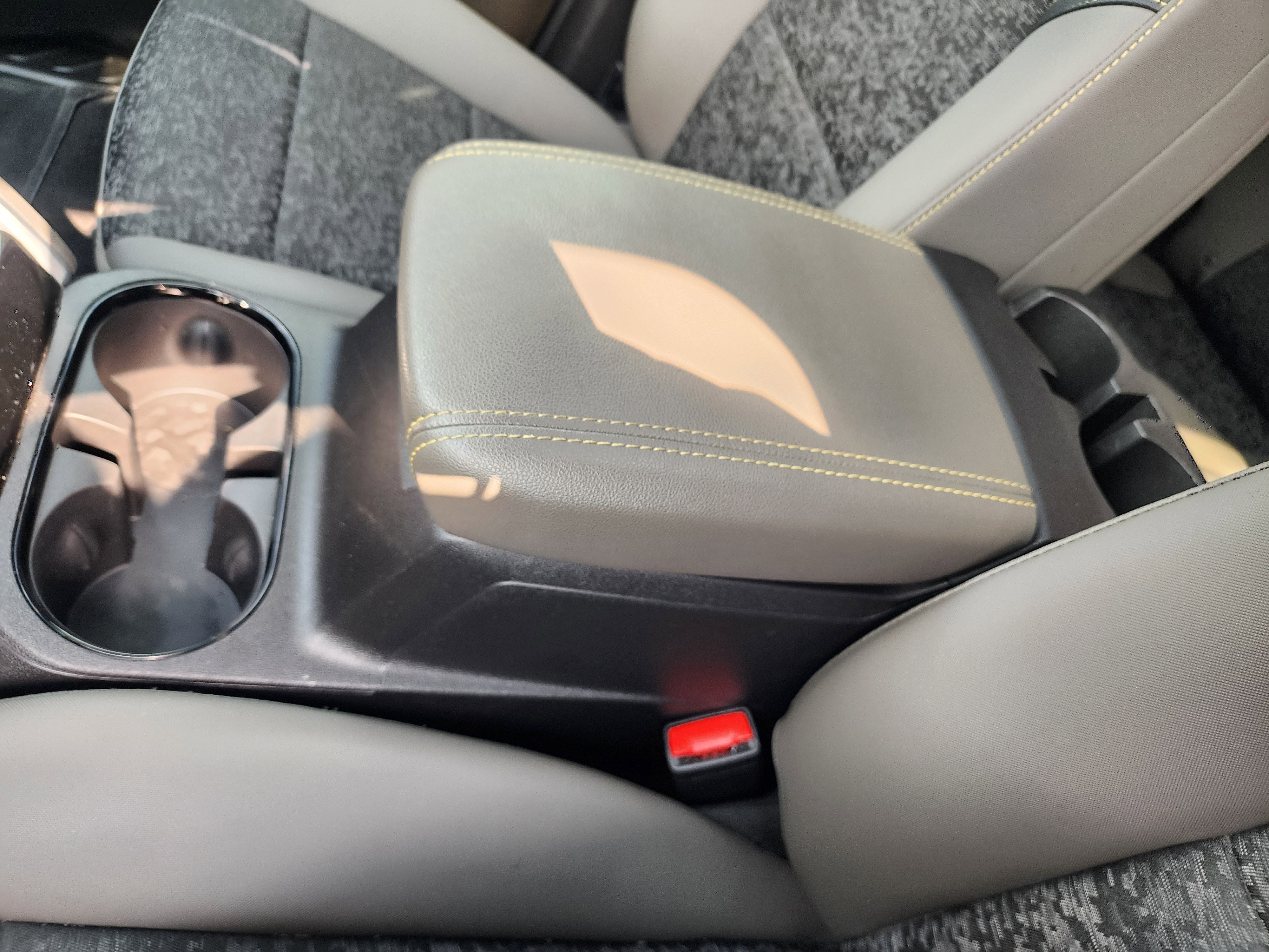 Used 2024 Chevrolet Colorado ZR2 w/ Technology Package image 34