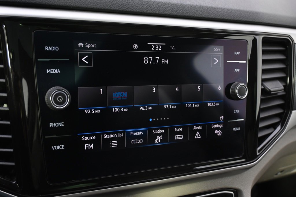 Used 2021 Volkswagen Atlas SEL Premium image 29