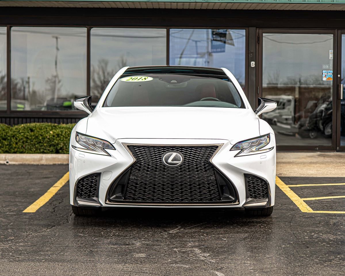 Used 2018 Lexus LS 500 F Sport w/ Accessory Package (Z1) image 2