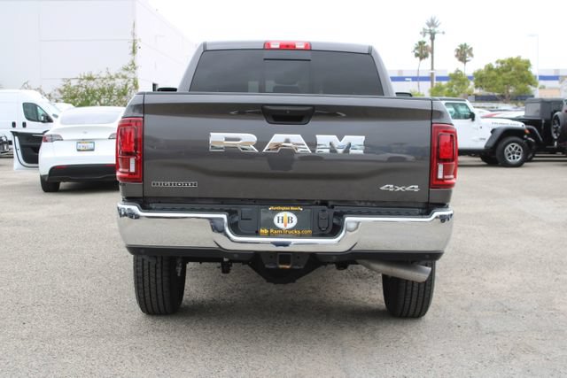 Used 2025 RAM 3500 Big Horn AWD/4WD image 4