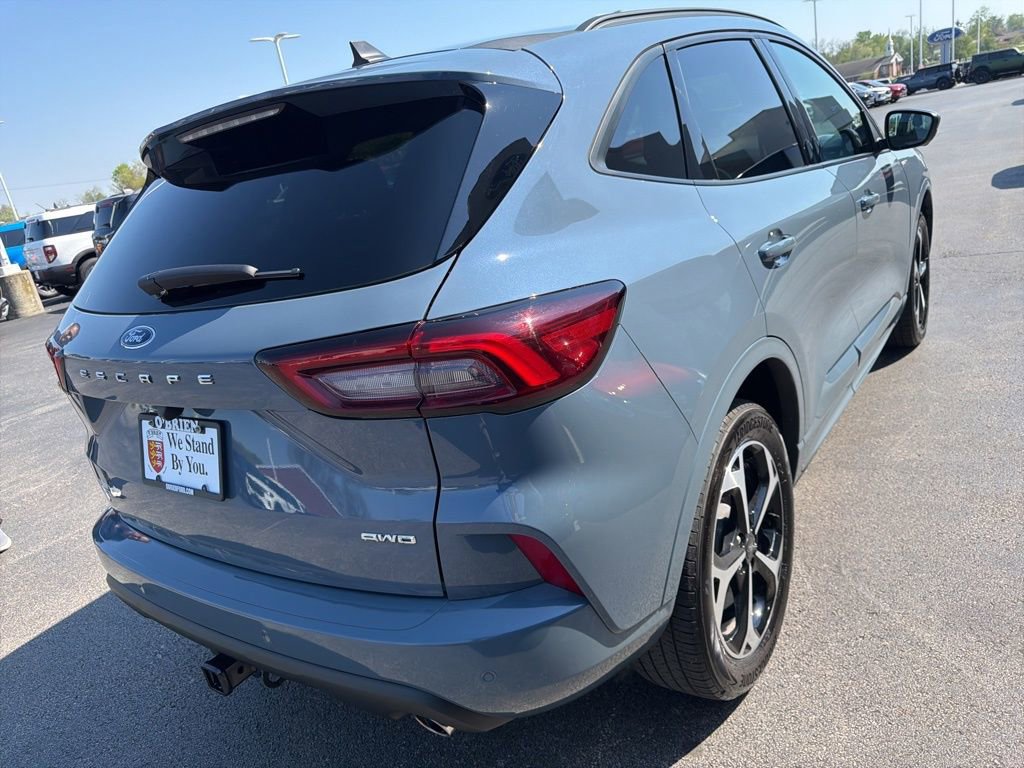 Used 2024 Ford Escape ST-Line Select w/ Tech Pack #2 AWD/4WD image 5