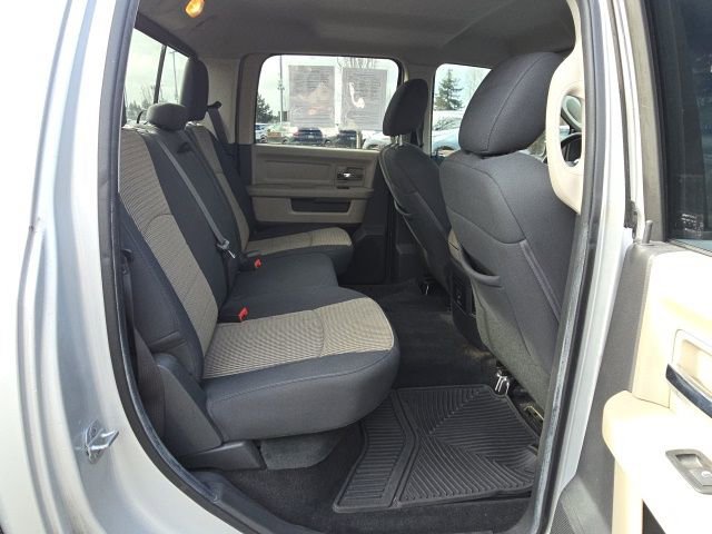 Used 2012 RAM 1500 Big Horn w/ Luxury Group image 12
