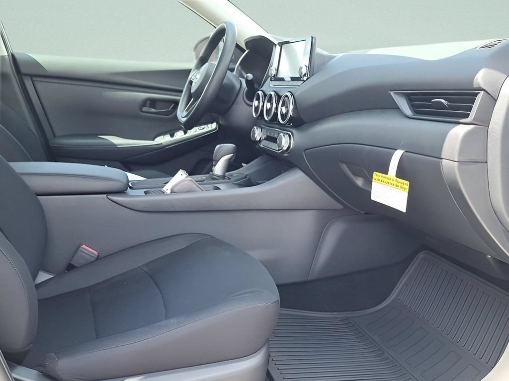 Certified 2025 Nissan Sentra S FWD image 18