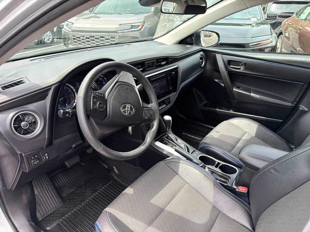Used 2017 Toyota Corolla SE w/ Carpet Mat Package (TMS) FWD image 20