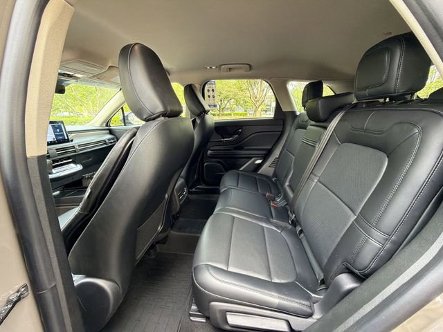 Used 2025 Lincoln Corsair Reserve image 24