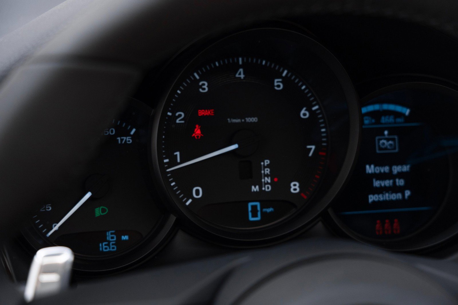 New 2025 Porsche Macan image 23