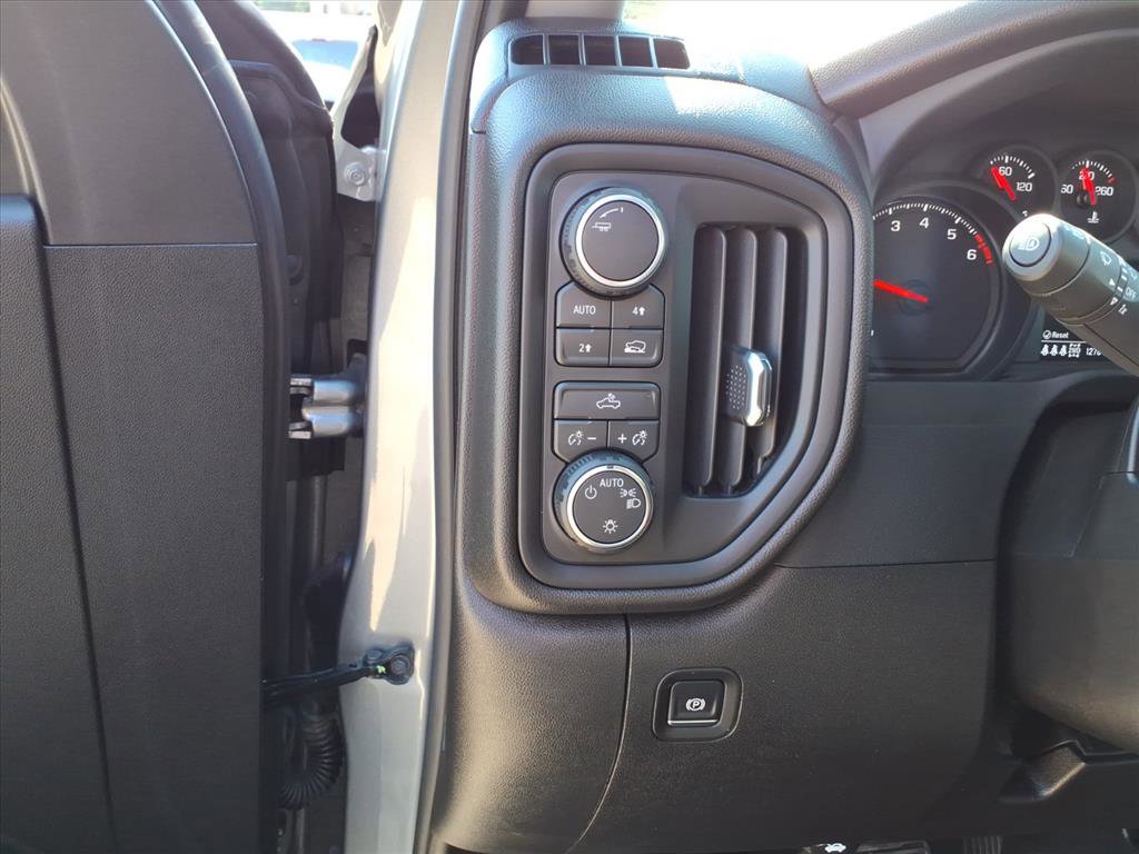 Used 2026 Chevrolet Silverado 1500 Custom image 17