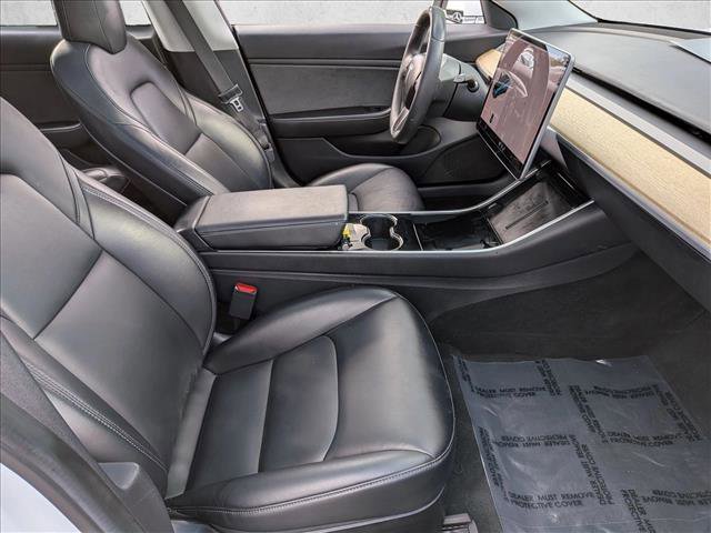 Used 2019 Tesla Model 3 Standard Range Plus image 23