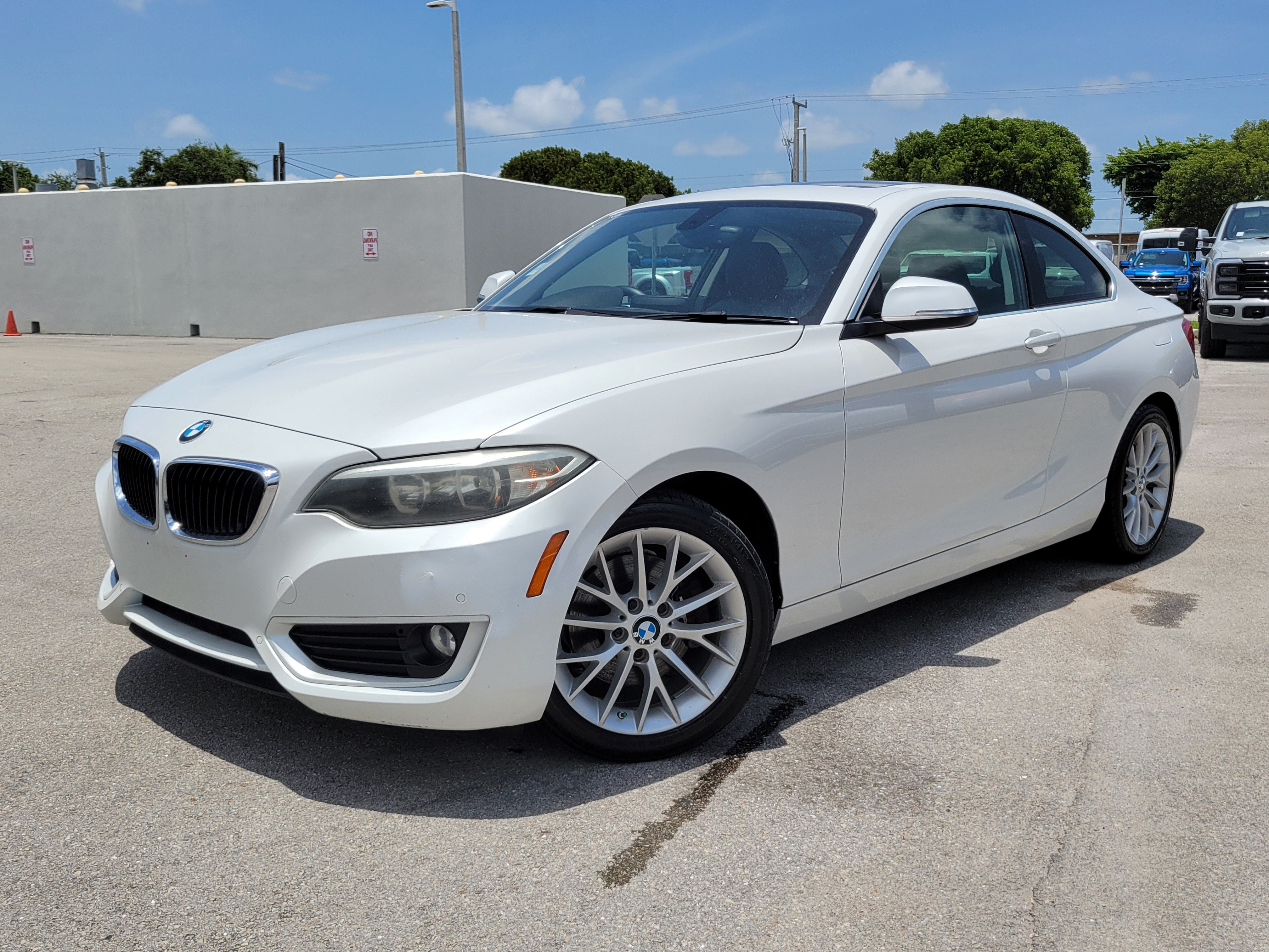 Used 2015 BMW 228i Coupe RWD image 1