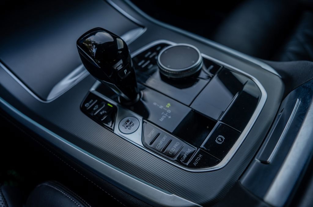 Used 2023 BMW X5 sDrive40i w/ M Sport Package RWD image 12