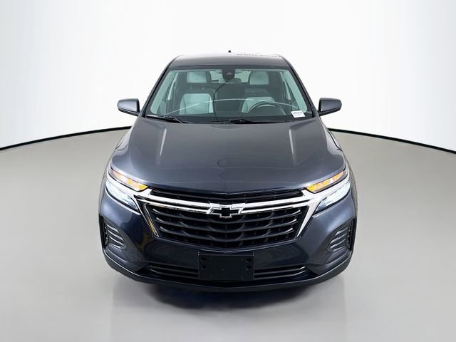 Used 2022 Chevrolet Equinox LS w/ LS Convenience Package image 2