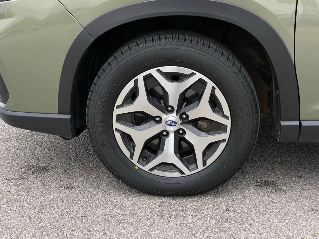 Used 2020 Subaru Forester Premium image 34