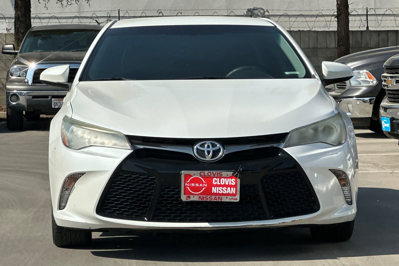 Used 2016 Toyota Camry SE FWD image 11