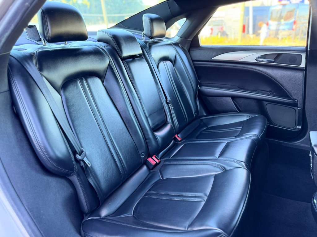 Used 2019 Lincoln MKZ Premiere FWD image 20