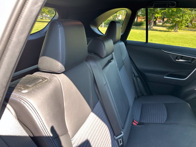 Used 2021 Toyota RAV4 XSE AWD/4WD image 24