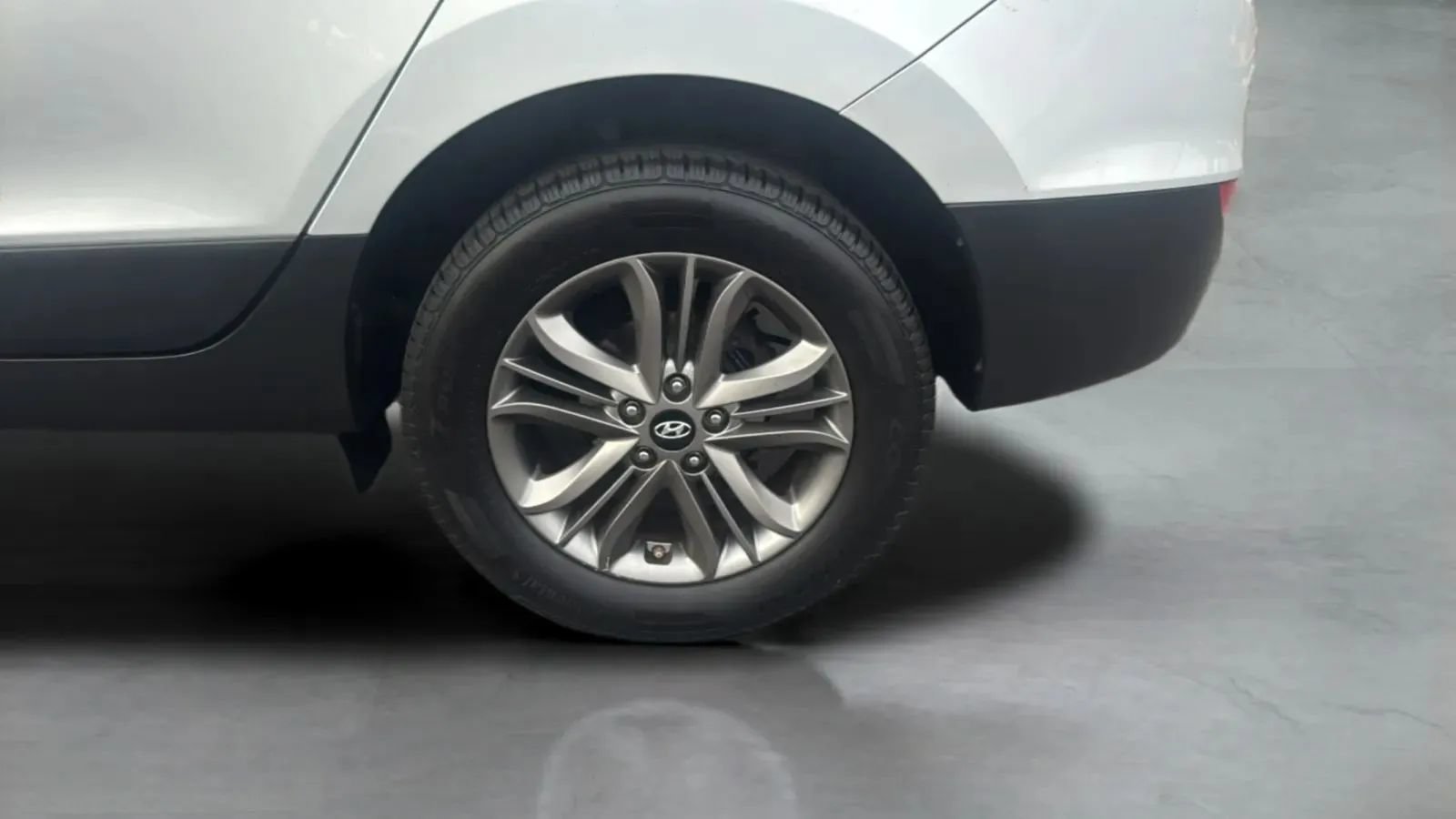 Used 2014 Hyundai Tucson SE FWD image 34