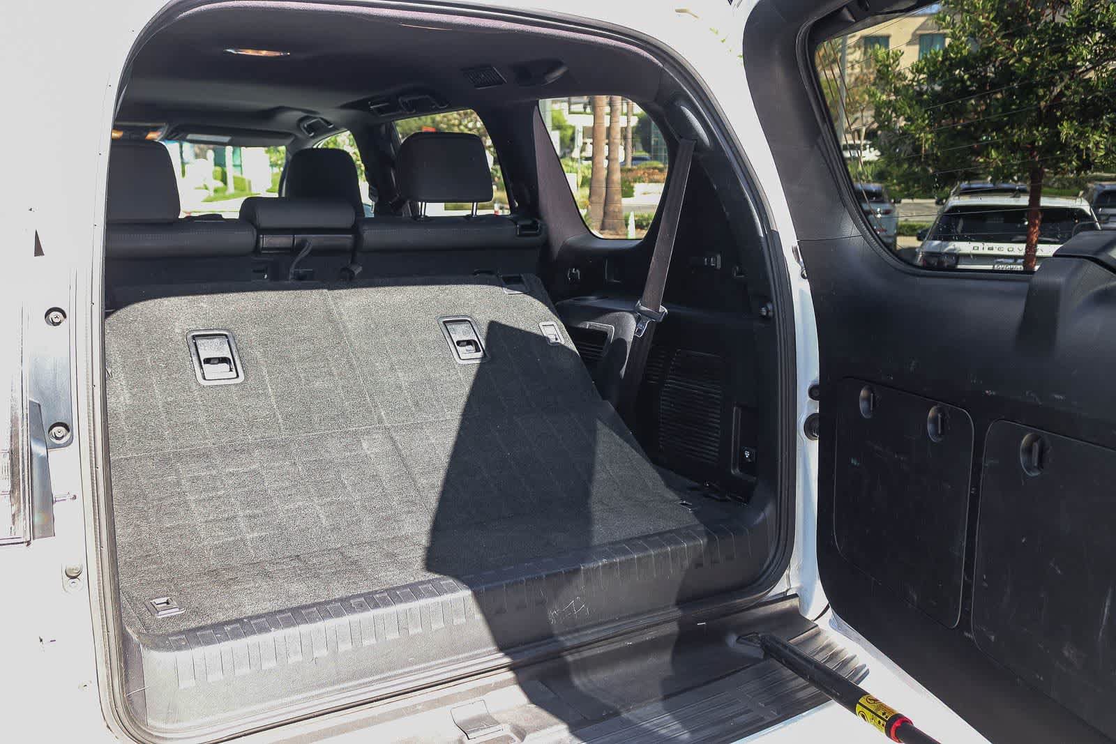 Used 2022 Lexus GX 460 Premium w/ Premium Package AWD/4WD image 26