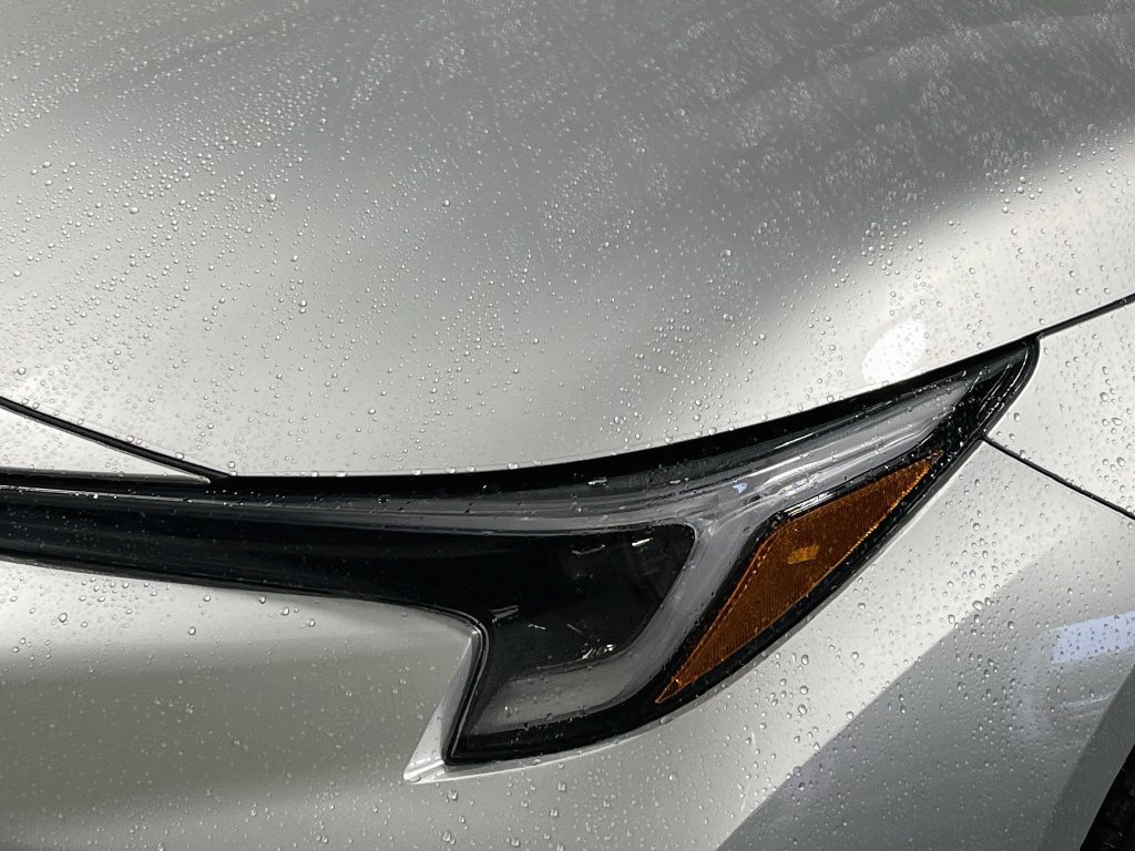 New 2027 Toyota Corolla SE FWD image 9